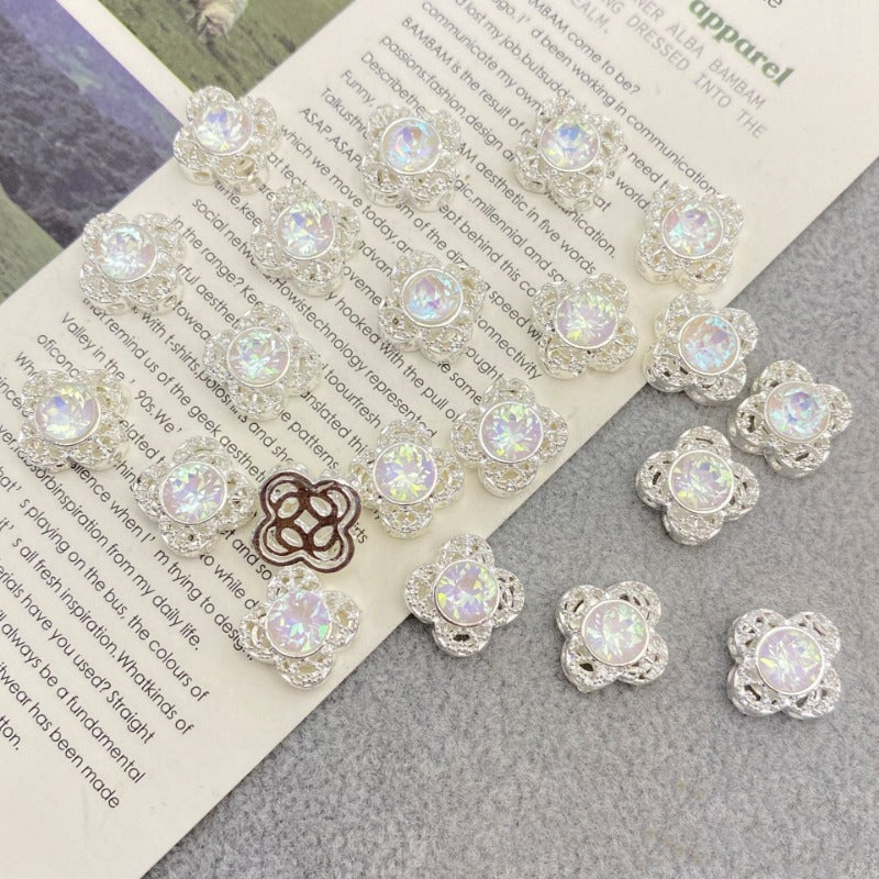 10pcs 8 Holes Four Leaves Clover